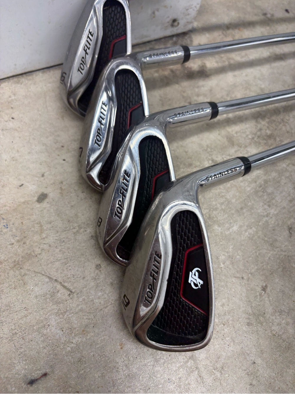 Top Flite Right-Hand 6-9 Iron Set (4 Clubs) Stainless Steel Heads Steel Shafts
